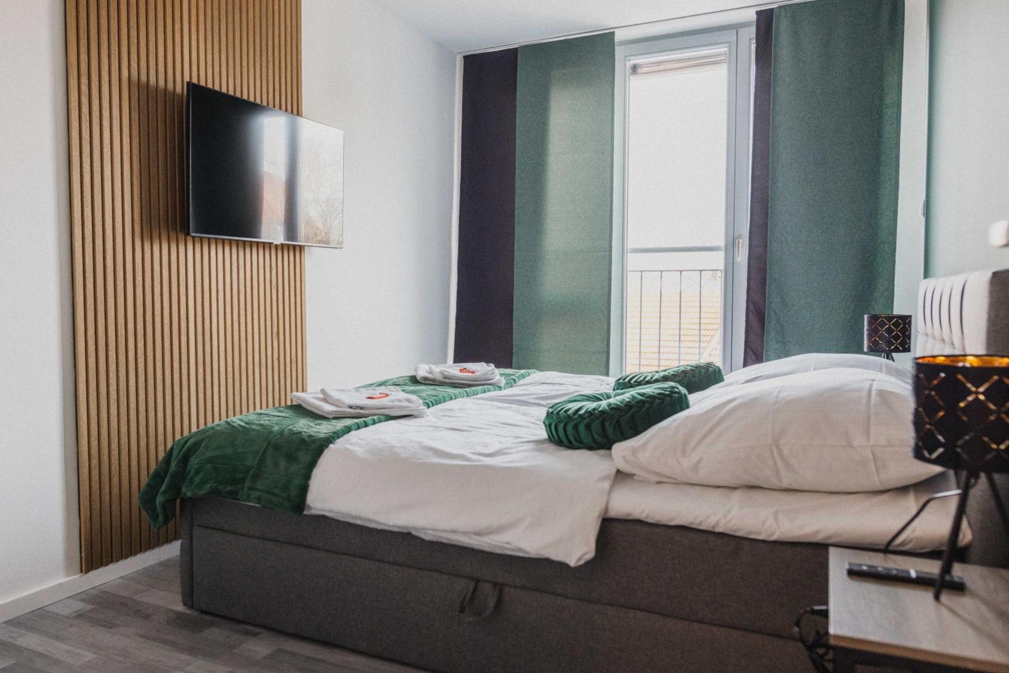 Luxury 4 Bedroom Apartment/Therme Erding/Parking المظهر الخارجي الصورة