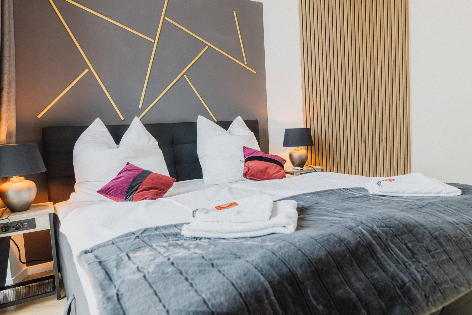Luxury 4 Bedroom Apartment/Therme Erding/Parking المظهر الخارجي الصورة